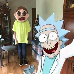 Meet your Posher, Dena